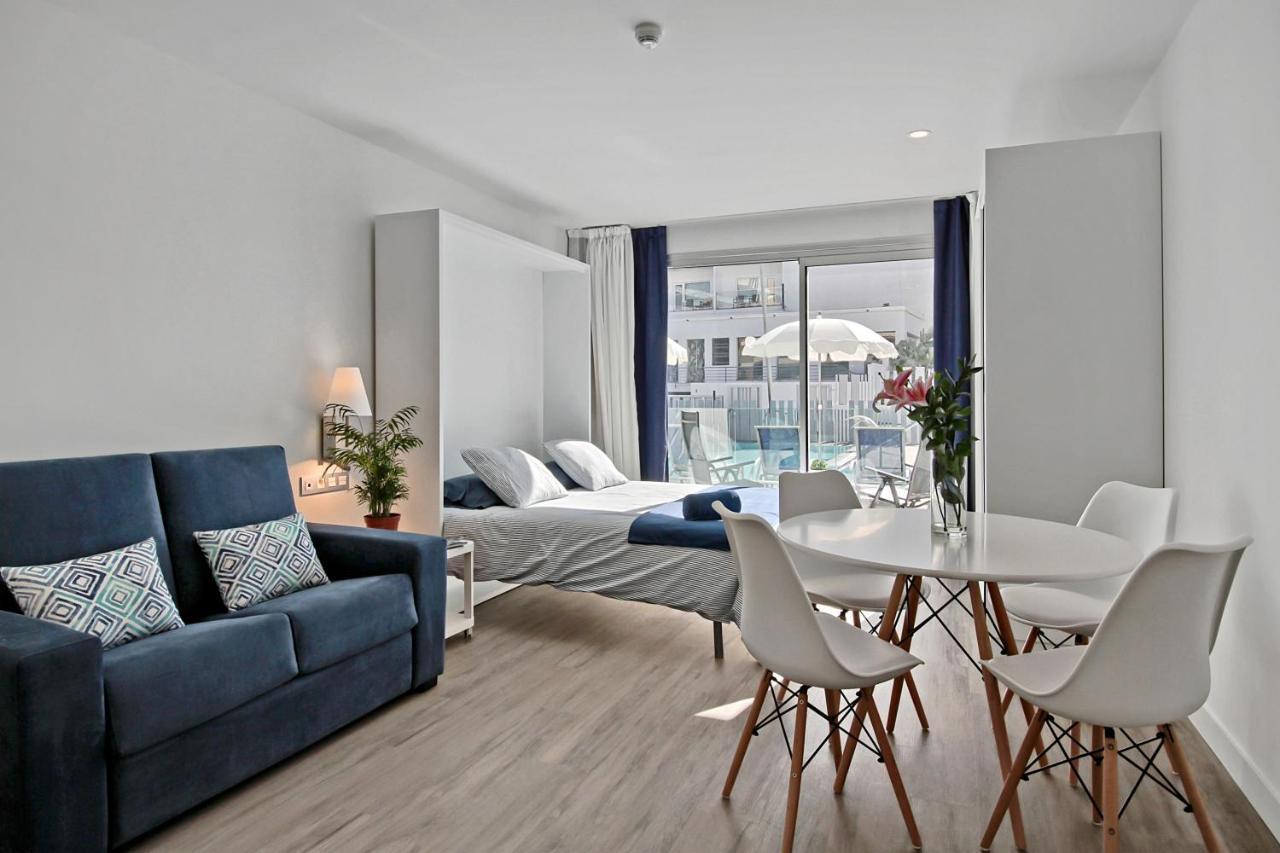 Carihuela Suites Торемолинос Екстериор снимка