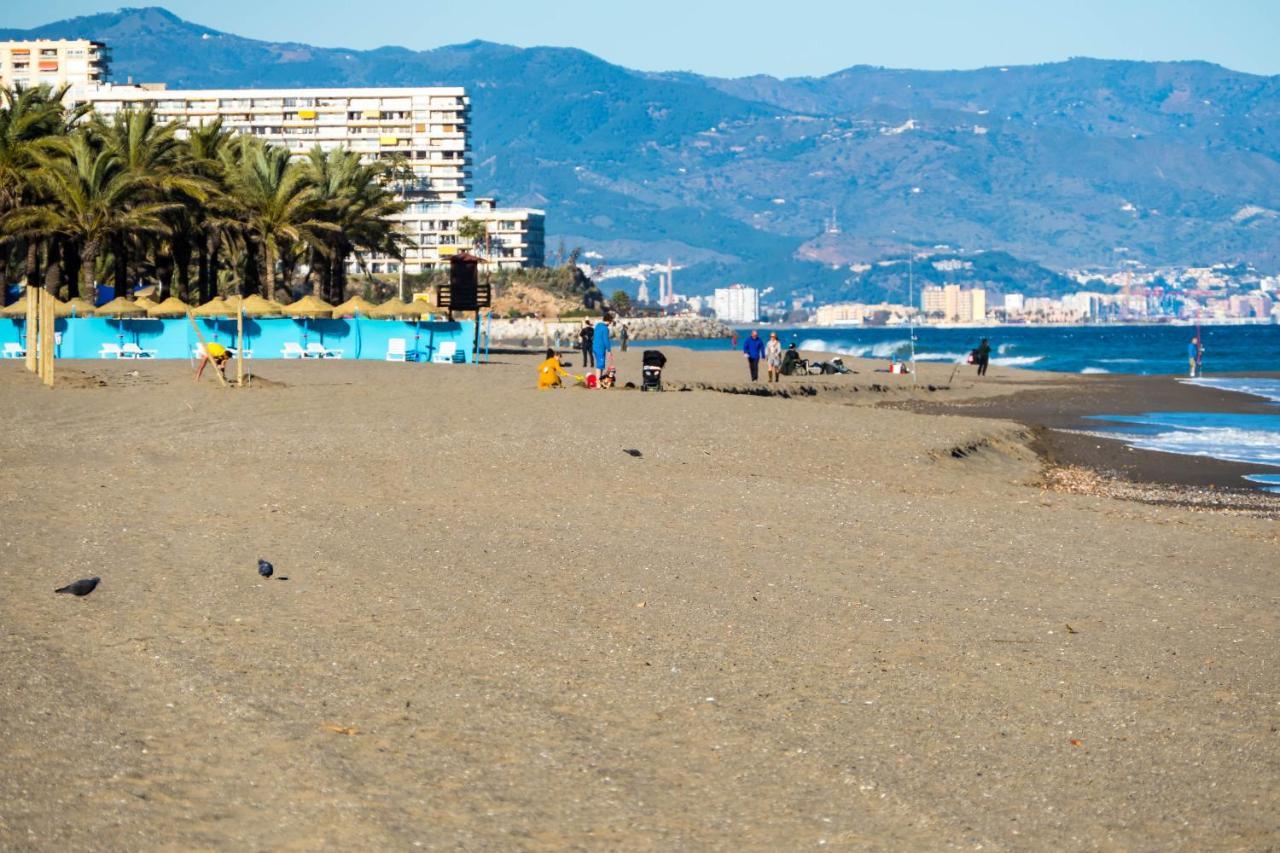 Carihuela Suites Торемолинос Екстериор снимка