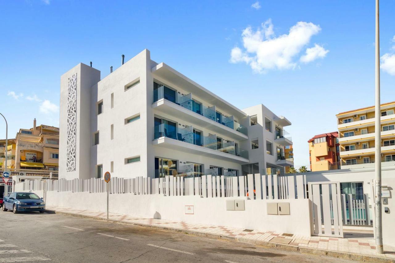 Carihuela Suites Торемолинос Екстериор снимка