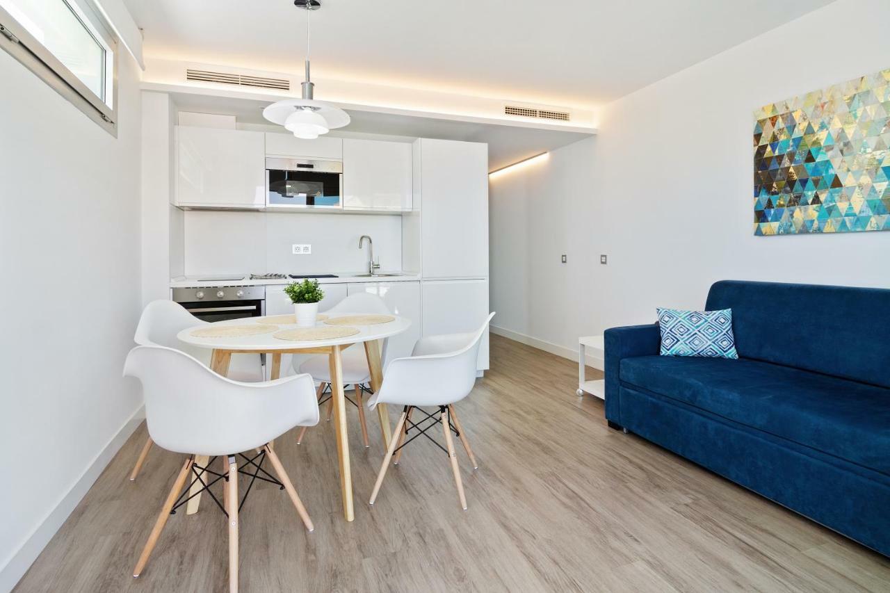 Carihuela Suites Торемолинос Екстериор снимка